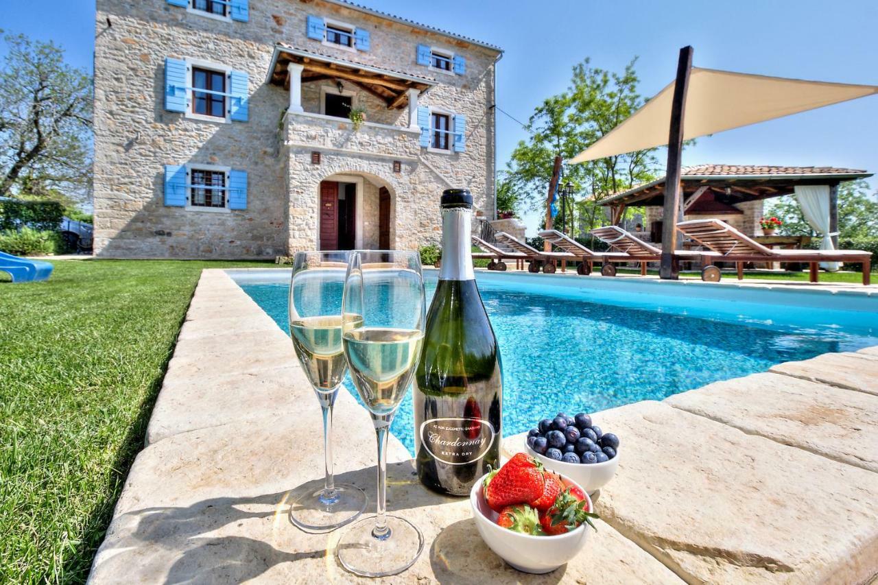 Villa Dora Umag Exterior foto