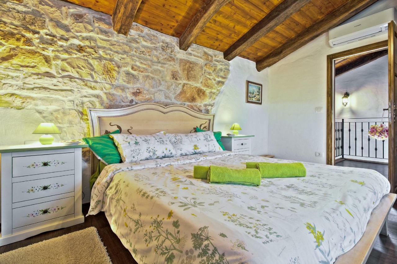 Villa Dora Umag Exterior foto